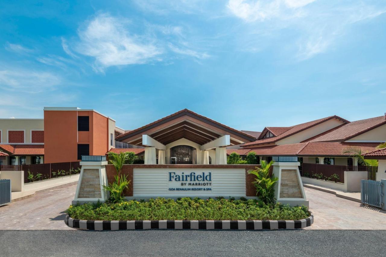 Отель Fairfield By Marriott Goa Бенаулим Экстерьер фото